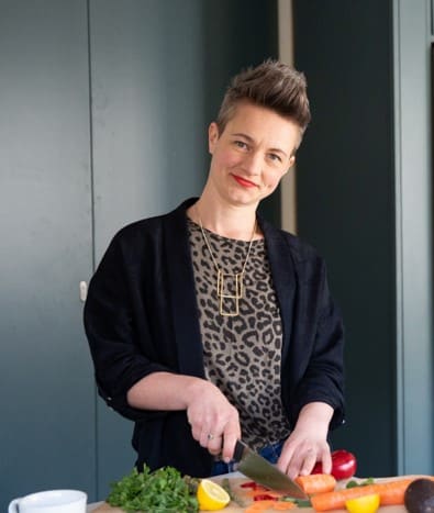 Anna Mapson Goodness Me 56 small cut